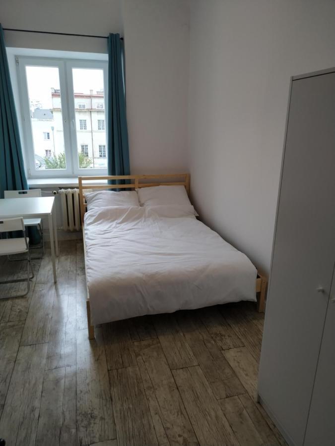 Sanera Hostel Warszawa Exteriör bild